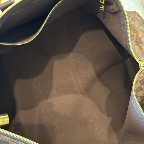 Louis Vuitton 55 duffle bag new condition - Picture 6 of 7